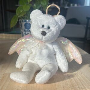 Halo the beanie bear rare find, with no tag.